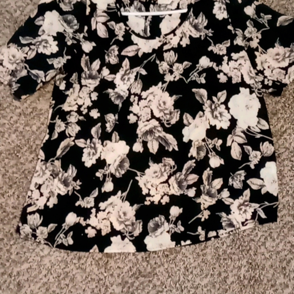 Half sleeve blouse